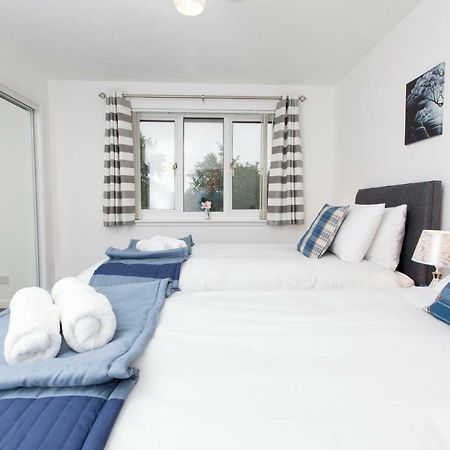 Prime Commuter Executive Apartment 邓弗姆林 外观 照片